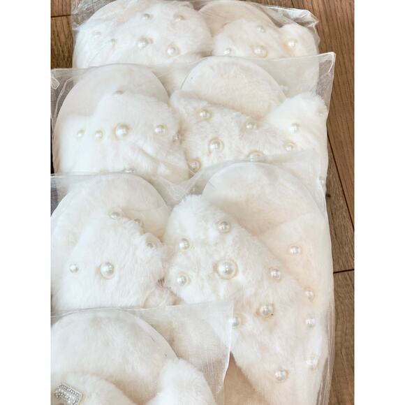 Bridal Bridesmaid Pearl Fuzzy Slipper Set 8.5 - Picture 4 of 15